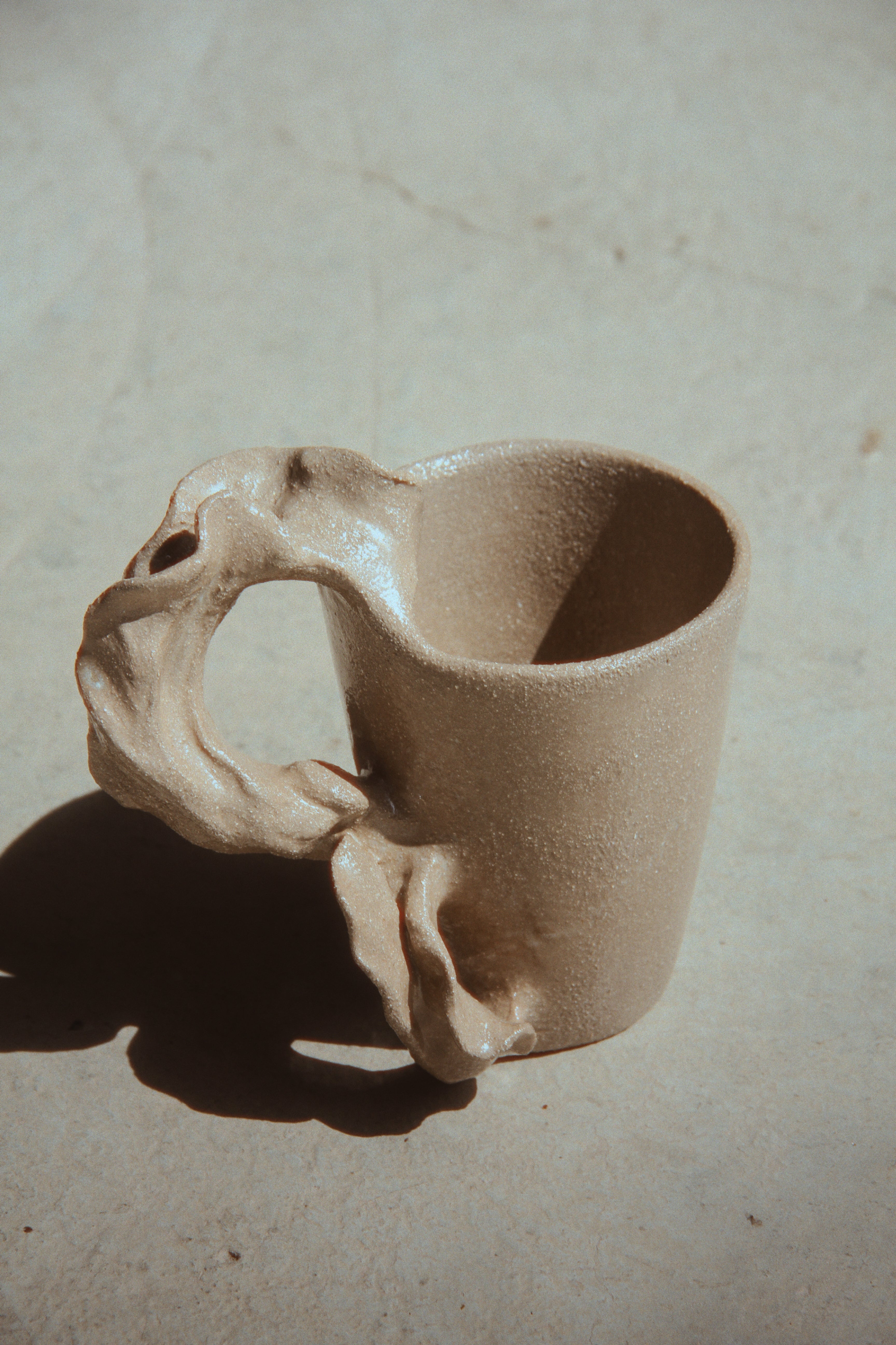Taza joya tierra
